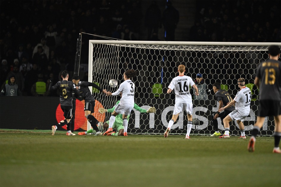 ERDİ TAMAŞIN XEYRİYYƏ KONSERTİ