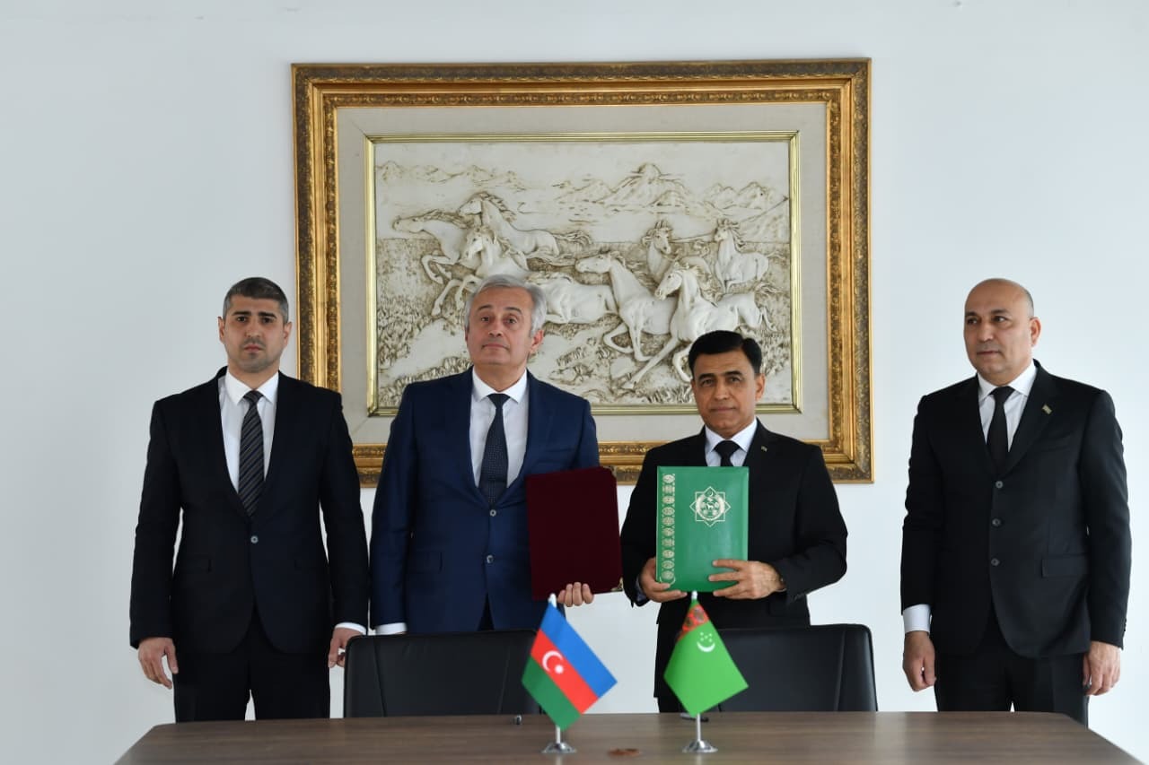 ERDİ TAMAŞIN XEYRİYYƏ KONSERTİ